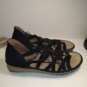 Naot Yarrow Black Leather Strappy Sandal Women's sz 11(42).